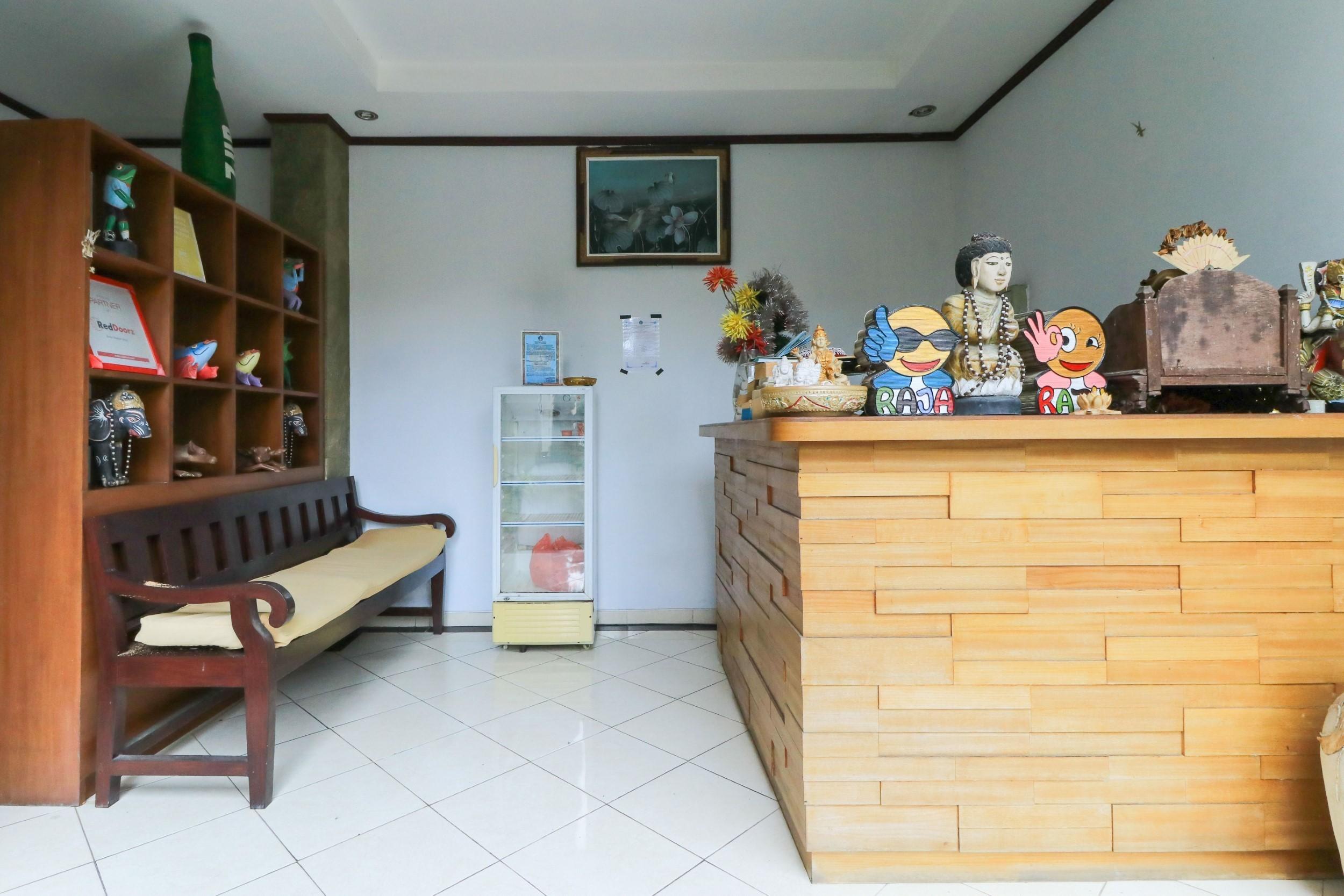 קוטה לומבוק Puri Jayaraja Guest House מראה חיצוני תמונה