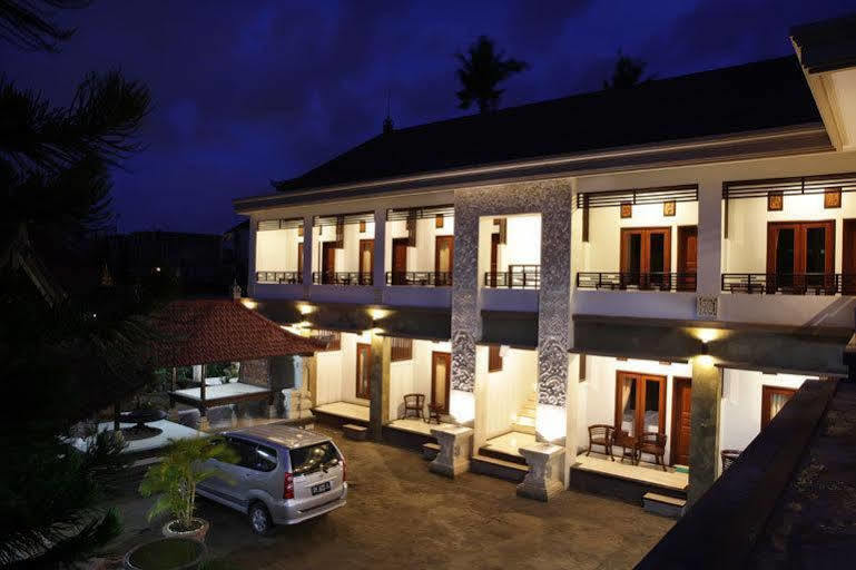 קוטה לומבוק Puri Jayaraja Guest House מראה חיצוני תמונה