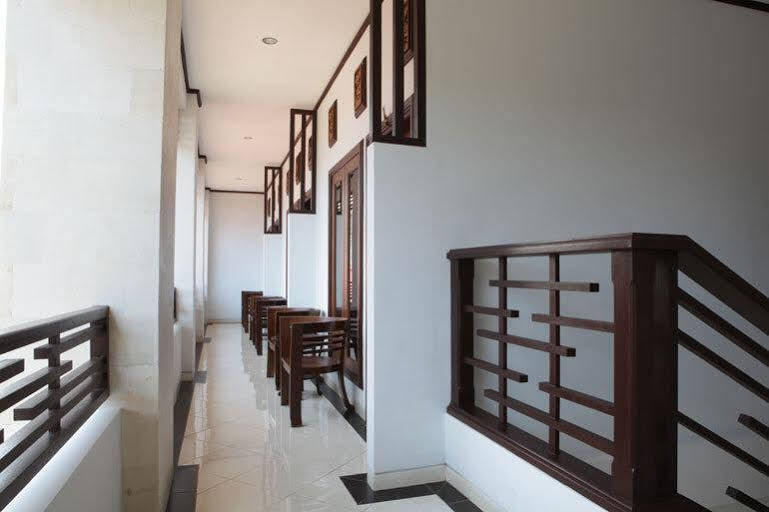 קוטה לומבוק Puri Jayaraja Guest House מראה חיצוני תמונה